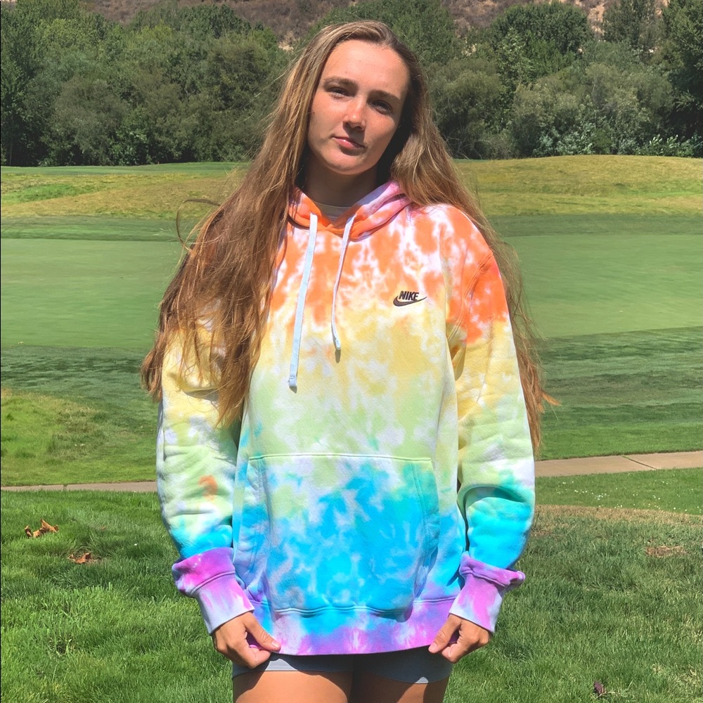 🌈 CUSTOM RAINBOW NIKE HOODIE